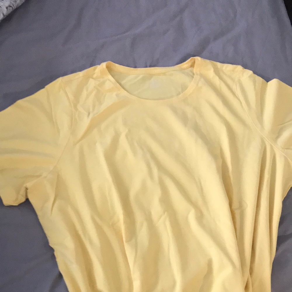 Cbanks yellow t-shirt. Like new